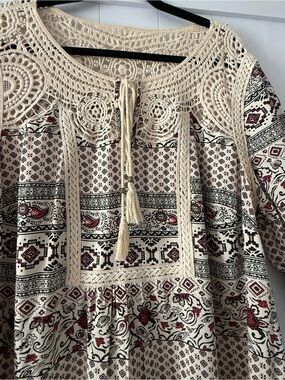 Daniel Rainn Cream Crochet Yoke Tunic with Burgundy and Black Print